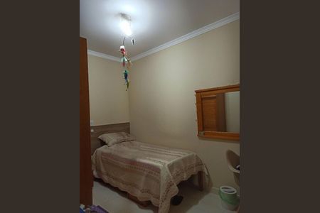Casa à venda com 3 quartos, 140m² em Parque Maria Domitila, São Paulo