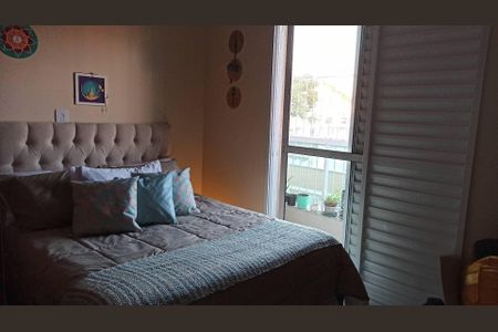 Casa à venda com 3 quartos, 140m² em Parque Maria Domitila, São Paulo