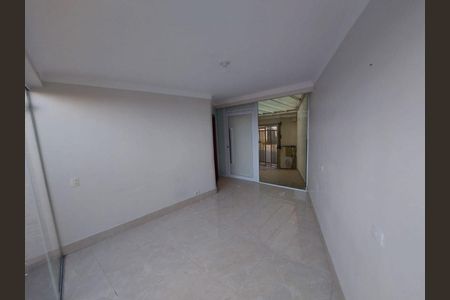 Casa à venda com 3 quartos, 130m² em São Domingos, São Paulo