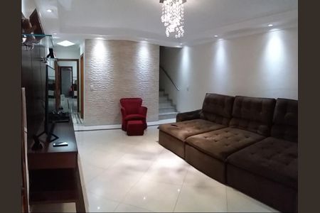 Casa à venda com 3 quartos, 218m² em Parque Sao Domingos, São Paulo