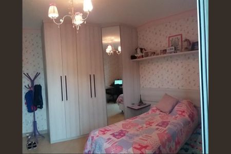 Casa à venda com 3 quartos, 218m² em Parque Sao Domingos, São Paulo