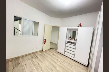 Casa à venda com 4 quartos, 210m² em Parque Sao Domingos, São Paulo