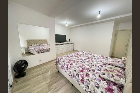 Casa à venda com 4 quartos, 210m² em Parque Sao Domingos, São Paulo