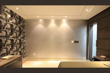 Casa à venda com 4 quartos, 558m² em Vila Albertina, São Paulo