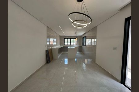 Casa à venda com 3 quartos, 256m² em Imirim, São Paulo