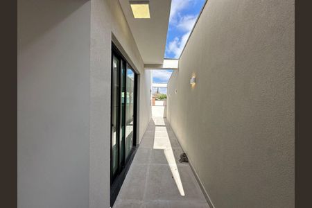 Casa à venda com 3 quartos, 256m² em Imirim, São Paulo