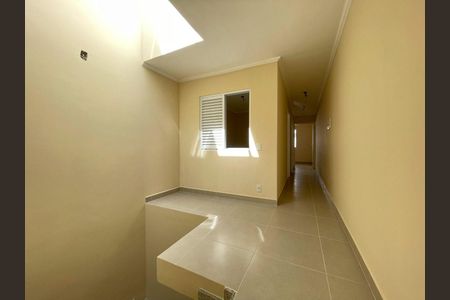 Casa à venda com 3 quartos, 160m² em Parque Sao Domingos, São Paulo