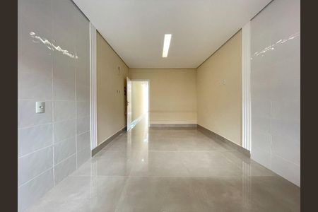 Casa à venda com 3 quartos, 160m² em Parque Sao Domingos, São Paulo