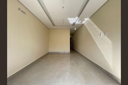 Casa à venda com 3 quartos, 160m² em Parque Sao Domingos, São Paulo