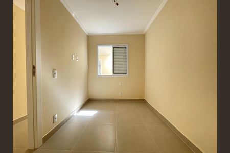 Casa à venda com 3 quartos, 160m² em Parque Sao Domingos, São Paulo