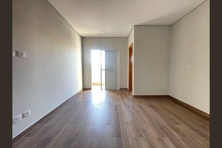 Casa à venda com 3 quartos, 135m² em Jardim Santo Elias, São Paulo