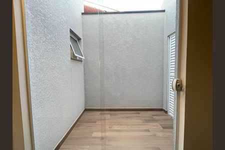 Casa à venda com 3 quartos, 135m² em Jardim Santo Elias, São Paulo