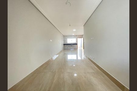 Casa à venda com 3 quartos, 135m² em Jardim Santo Elias, São Paulo