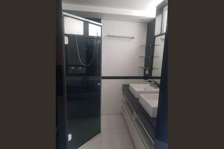 Apartamento à venda com 3 quartos, 246m² em Santana, São Paulo