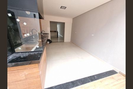 Casa à venda com 3 quartos, 160m² em Jardim do Colegio (Zona Norte), São Paulo