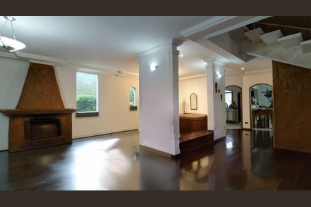 Casa à venda com 3 quartos, 400m² em Chácara Jaraguá, São Paulo