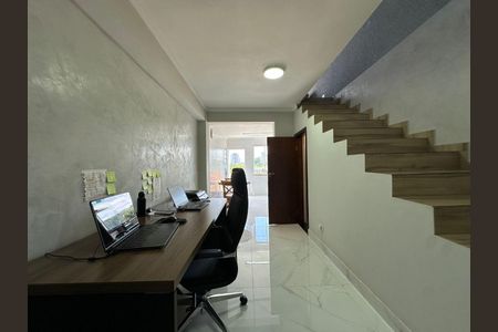 Casa à venda com 2 quartos, 110m² em Parque Sao Domingos, São Paulo