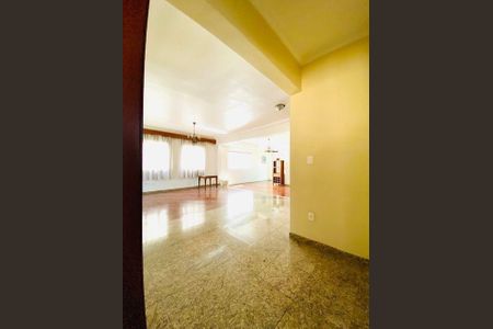 Casa à venda com 4 quartos, 407m² em City América, São Paulo