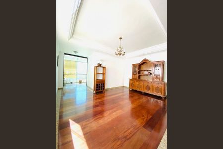 Casa à venda com 4 quartos, 407m² em City América, São Paulo