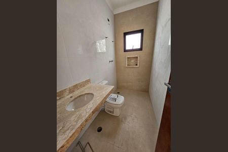 Casa à venda com 3 quartos, 135m² em Parque Vitoria, São Paulo