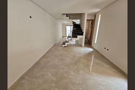 Casa à venda com 3 quartos, 135m² em Parque Vitoria, São Paulo