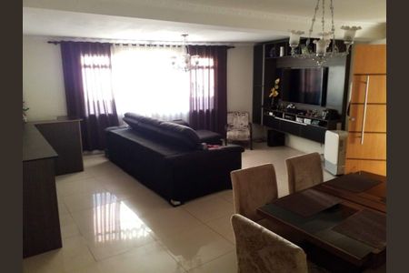 Casa à venda com 3 quartos, 197m² em Sítio do Morro, São Paulo