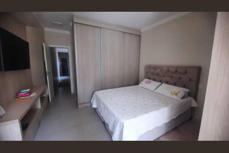 Casa à venda com 3 quartos, 125m² em Parque Sao Domingos, São Paulo