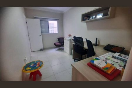 Casa à venda com 3 quartos, 125m² em Parque Sao Domingos, São Paulo