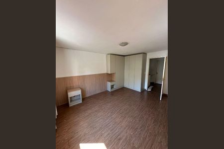 Casa à venda com 2 quartos, 150m² em Vila Sao Vicente, São Paulo