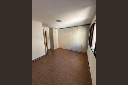 Casa à venda com 2 quartos, 150m² em Vila Sao Vicente, São Paulo