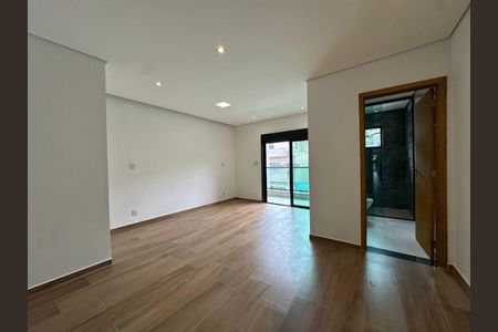 Casa à venda com 3 quartos, 256m² em Imirim, São Paulo