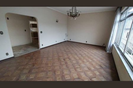 Casa à venda com 5 quartos, 229m² em Parque Sao Domingos, São Paulo