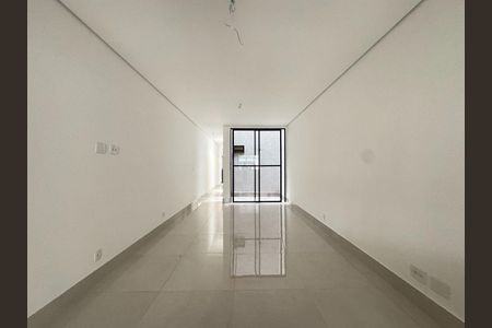 Casa à venda com 3 quartos, 150m² em Parque Sao Domingos, São Paulo