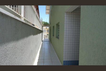 Casa à venda com 3 quartos, 230m² em Parque Sao Domingos, São Paulo