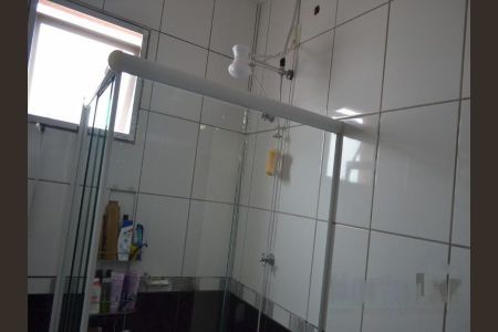 Casa à venda com 220m², 5 quartos e 6 vagas