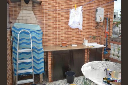 Casa à venda com 220m², 5 quartos e 6 vagas