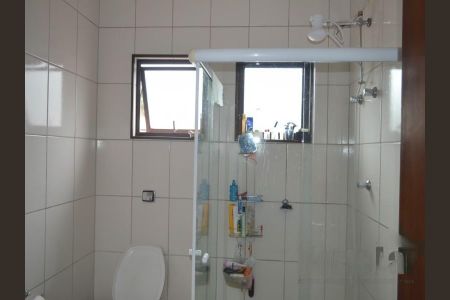 Casa à venda com 220m², 5 quartos e 6 vagas