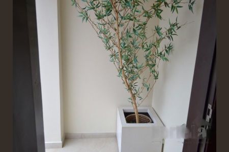 Casa à venda com 220m², 5 quartos e 6 vagas