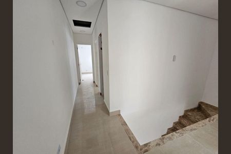 Casa à venda com 3 quartos, 180m² em Vila Bancaria Munhoz, São Paulo