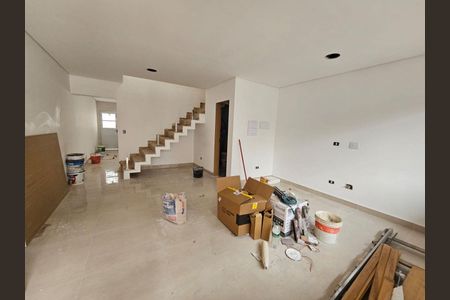 Casa à venda com 3 quartos, 180m² em Vila Bancaria Munhoz, São Paulo