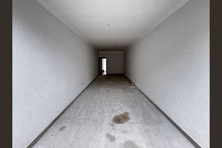 Casa à venda com 3 quartos, 250m² em Parque Sao Domingos, São Paulo