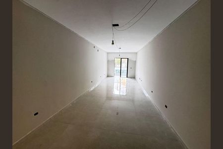 Casa à venda com 3 quartos, 250m² em Parque Sao Domingos, São Paulo