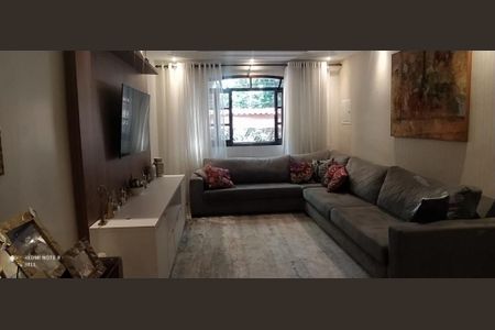 Casa à venda com 3 quartos, 224m² em City América, São Paulo