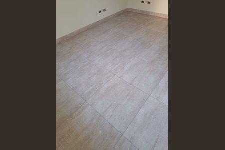 Casa à venda com 3 quartos, 180m² em Jardim Sao Jose (Zona Norte), São Paulo