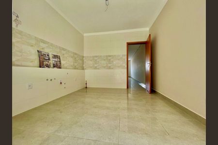 Casa à venda com 2 quartos, 120m² em Vila Carolina, São Paulo