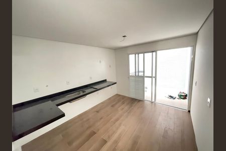 Casa à venda com 3 quartos, 130m² em Vila Ester (Zona Norte), São Paulo