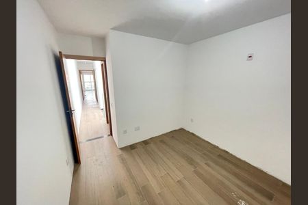 Casa à venda com 3 quartos, 130m² em Vila Ester (Zona Norte), São Paulo