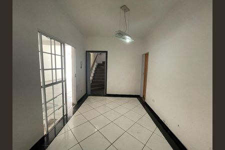 Casa à venda com 4 quartos, 200m² em Freguesia do Ó, São Paulo