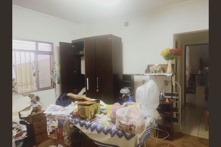 Casa à venda com 3 quartos, 125m² em Vila Pereira Cerca, São Paulo