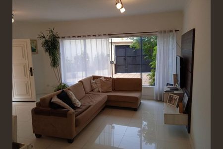 Casa à venda com 3 quartos, 112m² em Parque Sao Domingos, São Paulo